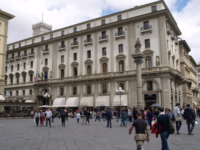 Piazza della Repubblica - 1